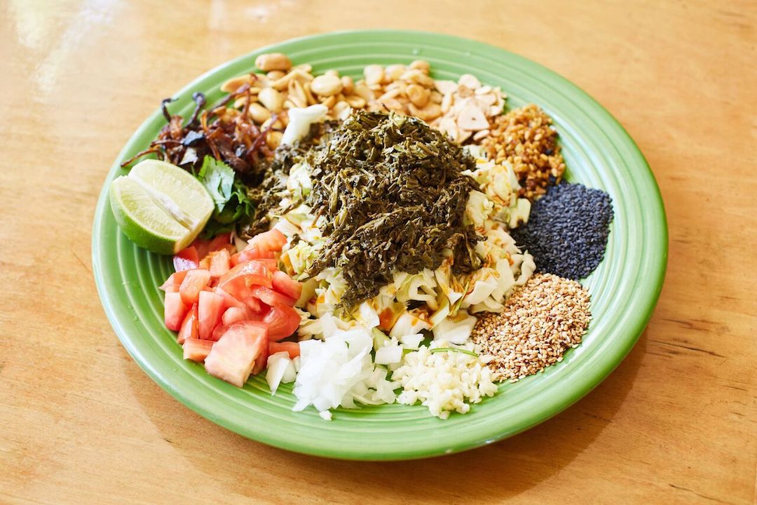 Tea leaf salad
